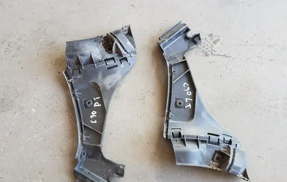 Volvo C30 Rear bumper mounting bracket