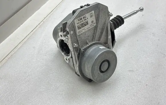 Volkswagen ID.4 Master brake cylinder 1EC614105S A013Y149 2E1AF120027