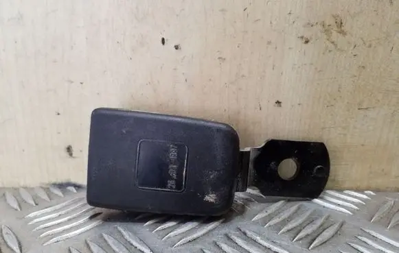 Volkswagen Sharan Rear seatbelt buckle