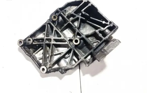 Skoda Superb B5 (3U) Engine mounting bracket 038260885c