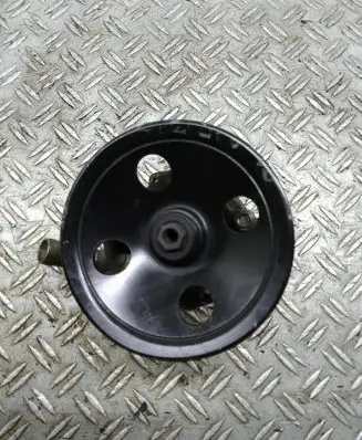 Mercedes-Benz E W210 Power steering pump