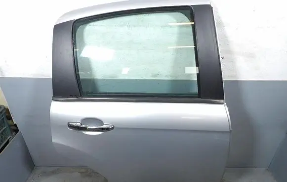 Rear door