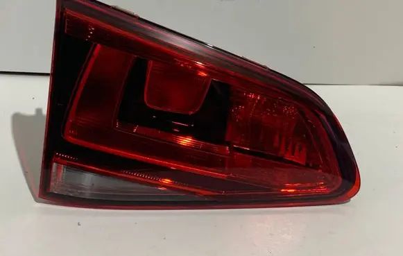 Volkswagen Golf VII Rear/tail lights 5G0945093AF 0611