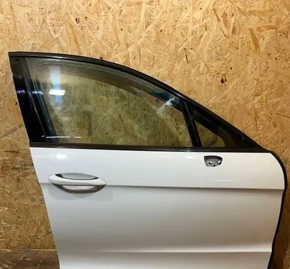 Porsche Panamera (971) Front door
