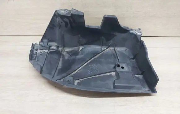 Toyota Prius (XW50) Front bumper lip 5839947030