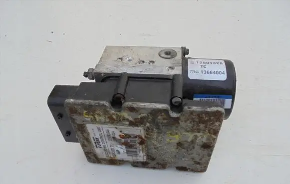 Volkswagen Beetle 1302 ABS Pump