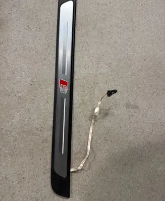 Audi Q4 e-tron Front sill trim cover 8Y0947417A 0406240748
