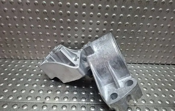 Fiat Doblo Engine mount bracket S27649730 517991100