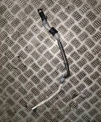 Coolant pipe/hose