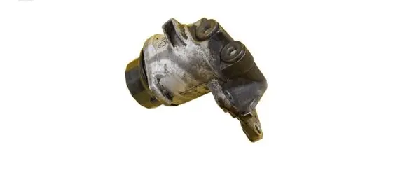 Toyota Prius (XW30) Oil filter mounting bracket 2XRFXE