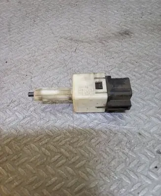 Brake pedal sensor switch