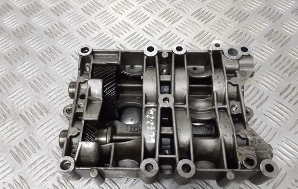 Peugeot 607 Oil pump balance shaft 9636898380
