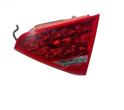 Audi A5 8T 8F Tailgate rear/tail lights 8T0945094A