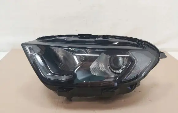 Ford Ecosport Headlight/headlamp GN1513D155HE