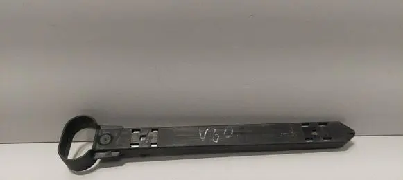 Headlight/headlamp mounting bracket