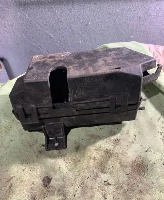 Hyundai Sonata Fuse module 912203D301 2332