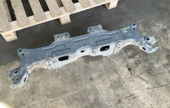 Opel Insignia B Rear subframe 