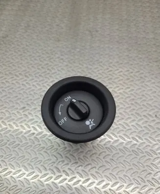 Dacia Duster Passenger airbag on/off switch 681995427R