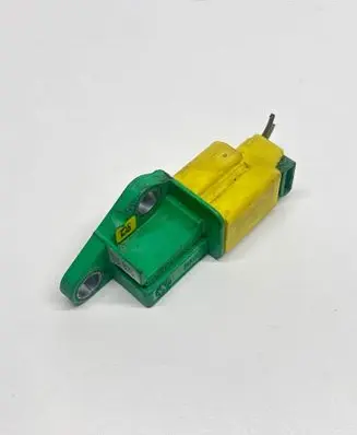 Volkswagen Touran I Airbag deployment crash/impact sensor 5M0909606A 5WK43658