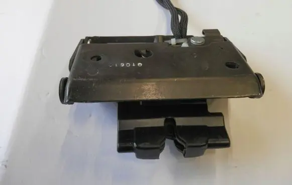 Lexus IS 220D-250-350 Tailgate/trunk/boot lock/catch/latch 7916hhuyt