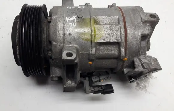Renault Kadjar Air conditioning (A/C) compressor (pump) 926004EB0A