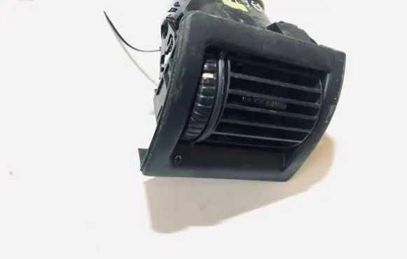 Opel Astra G Dash center air vent grill 90560338