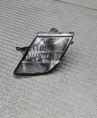 Nissan Micra Front indicator light 89036988