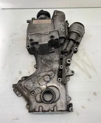 Volkswagen Golf V Timing chain cover 03C109211E
