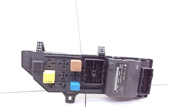 Opel Vectra C Central body control module 13223678