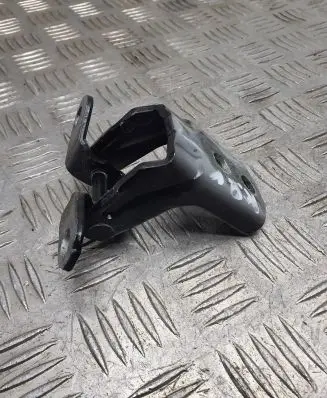 Infiniti Q70 Y51 Front door upper hinge