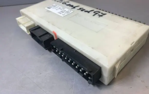 BMW 5 E39 Comfort/convenience module 8376693 61358376693 60837710