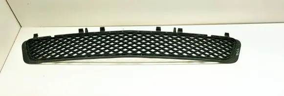 Mercedes-Benz E W212 Front bumper lower grill A2128850523