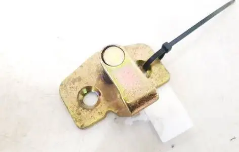 Opel Vectra B Front door lock loop/hook striker 