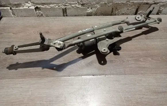 Volvo S60 Front wiper linkage and motor 404775 8648343 31250089