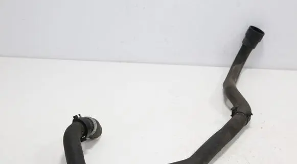 Volvo V60 Engine coolant pipe/hose