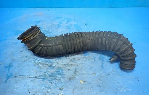 KIA Sportage Air intake duct part 281382S000
