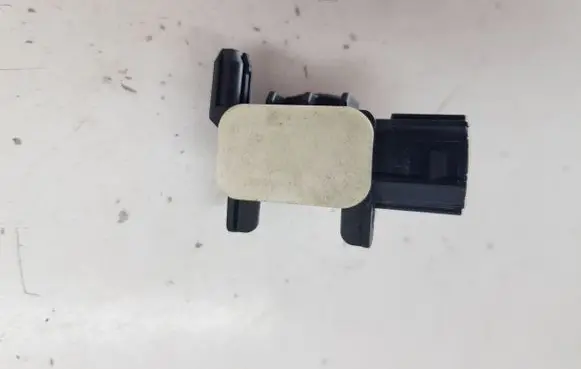Nissan Juke I F15 Airbag deployment crash/impact sensor 988301EA0A