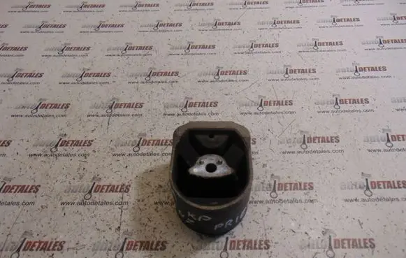 Mercedes-Benz A W169 Engine mount bracket A1692401417