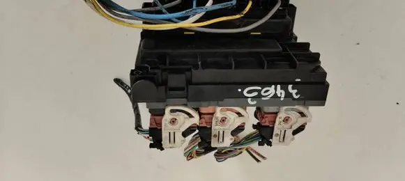 Fiat Scudo Fuse module 9675878080 14007689