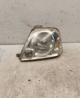 Suzuki Grand Vitara I Headlight/headlamp 10059041
