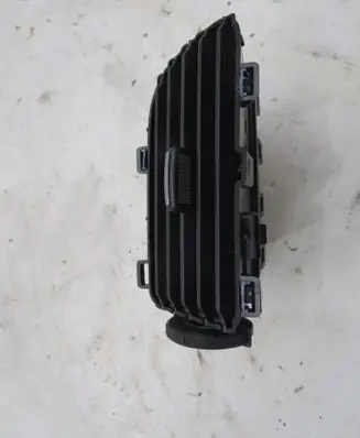Renault Kadjar Dashboard side air vent grill/cover trim GMAUTO4574097