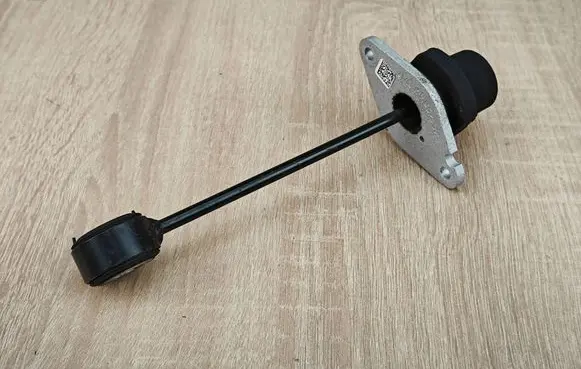 Audi A4 S4 B9 Engine mounting bracket 4M0199869AM