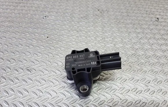 Audi A3 S3 A3 Sportback 8P Airbag deployment crash/impact sensor 8P0955557