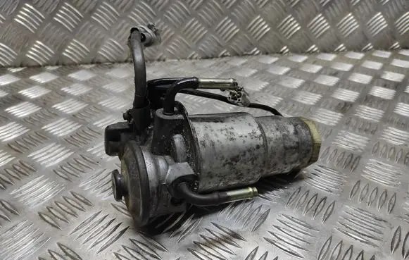 Toyota Avensis T250 Fuel filter 2339064450