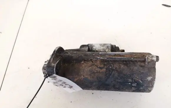 Nissan Pathfinder R51 Starter motor 23300eb300 m008t76071ze