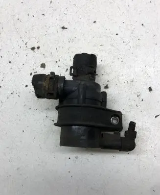 Volkswagen Touran I Electric auxiliary coolant/water pump
