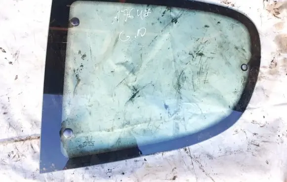 Peugeot 206 Rear side window