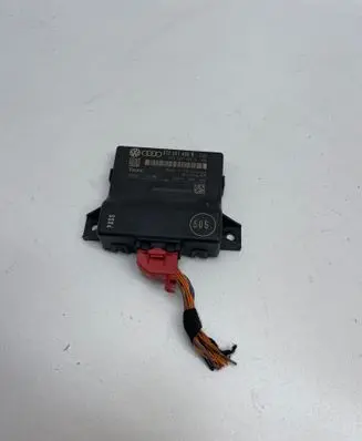 Audi A4 S4 B8 8K Gateway control module 8T0907468R 8T0907468H 403221