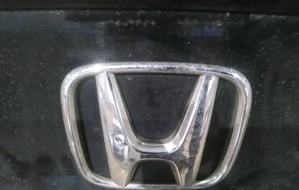 Honda Civic Manufacturer badge logo/emblem 