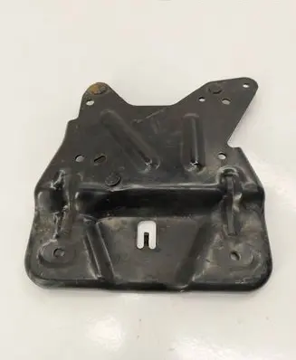 Peugeot 5008 II Other engine bay part 9814392380